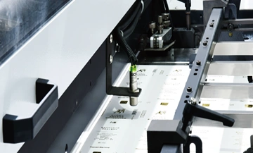 Paper Conveying Unit